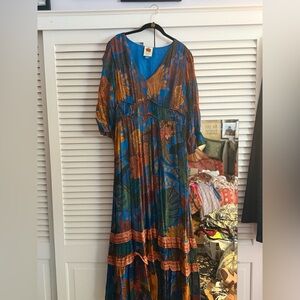 Farm Rio Long Sleeve Maxi